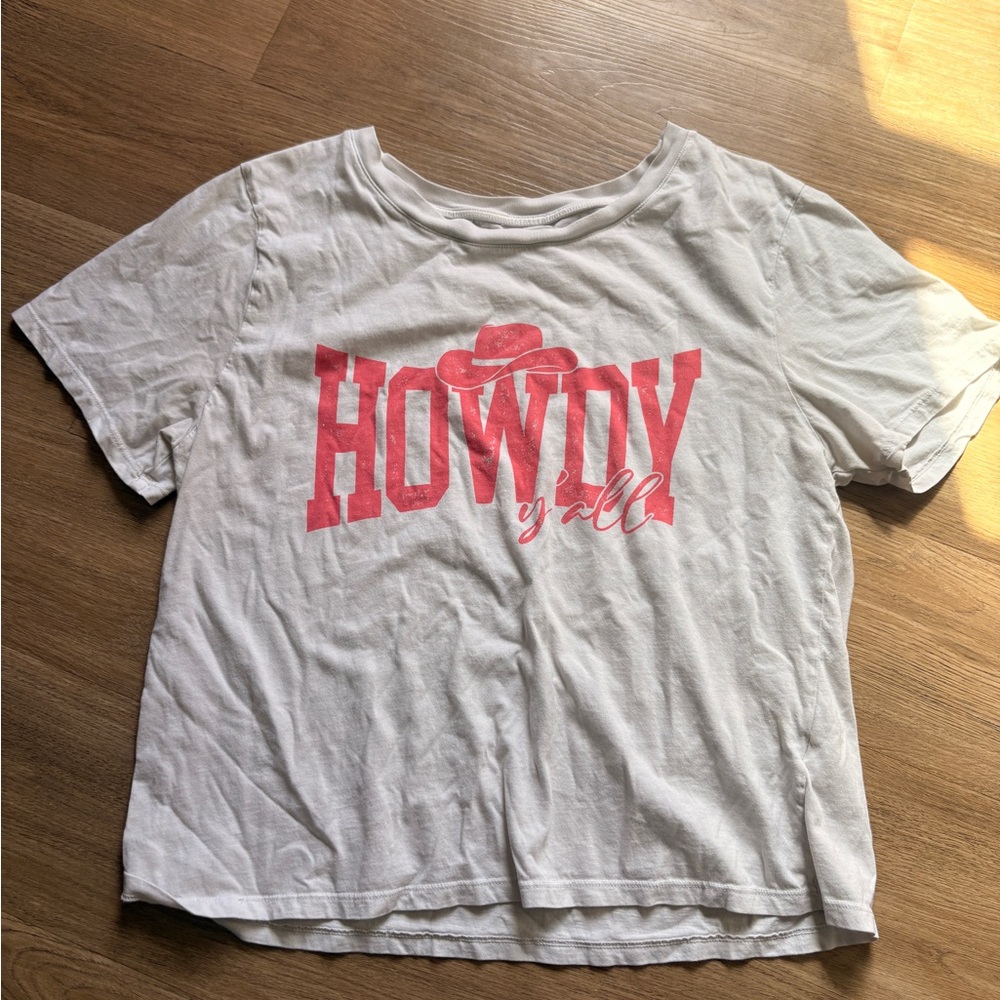 Howdy White and Pink Graphic Cropped  Tee
